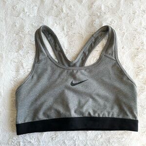 Nike Sports Bra Womens Medium Gray Center Swoosh Logo Medium Support NO PADDING